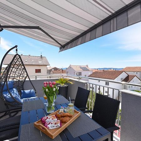 Deluxe Apartman Korina & Ramona Zára Kültér fotó
