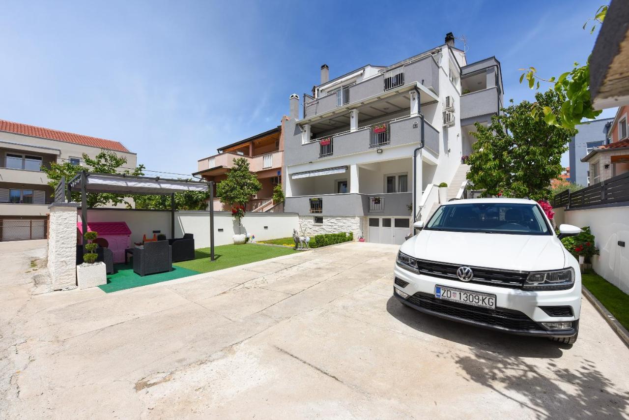 Deluxe Apartman Korina & Ramona Zára Kültér fotó