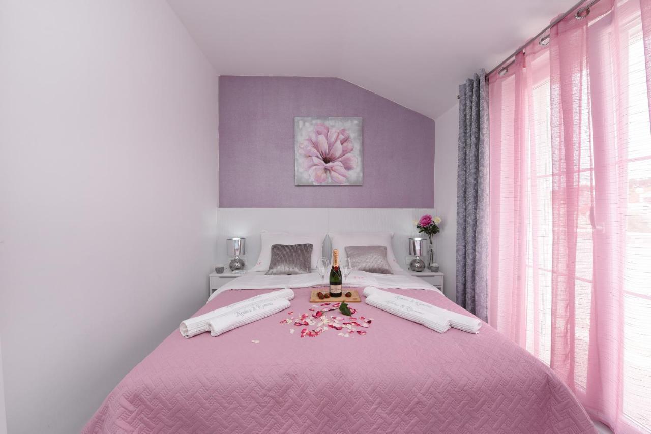 Deluxe Apartman Korina & Ramona Zára Kültér fotó