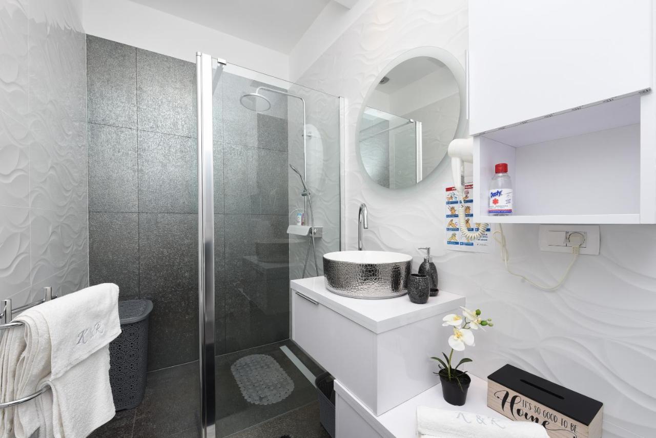 Deluxe Apartman Korina & Ramona Zára Kültér fotó
