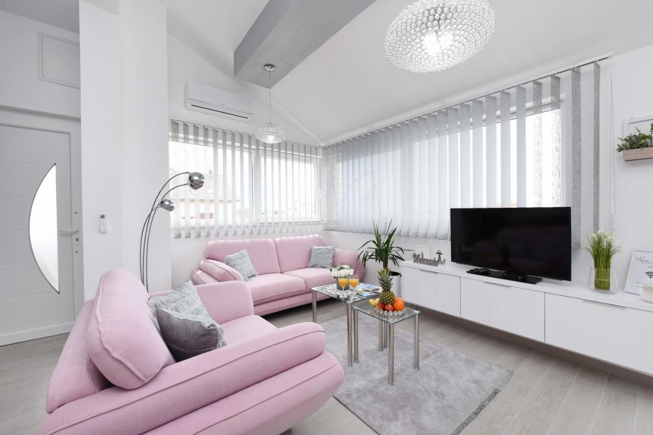 Deluxe Apartman Korina & Ramona Zára Kültér fotó